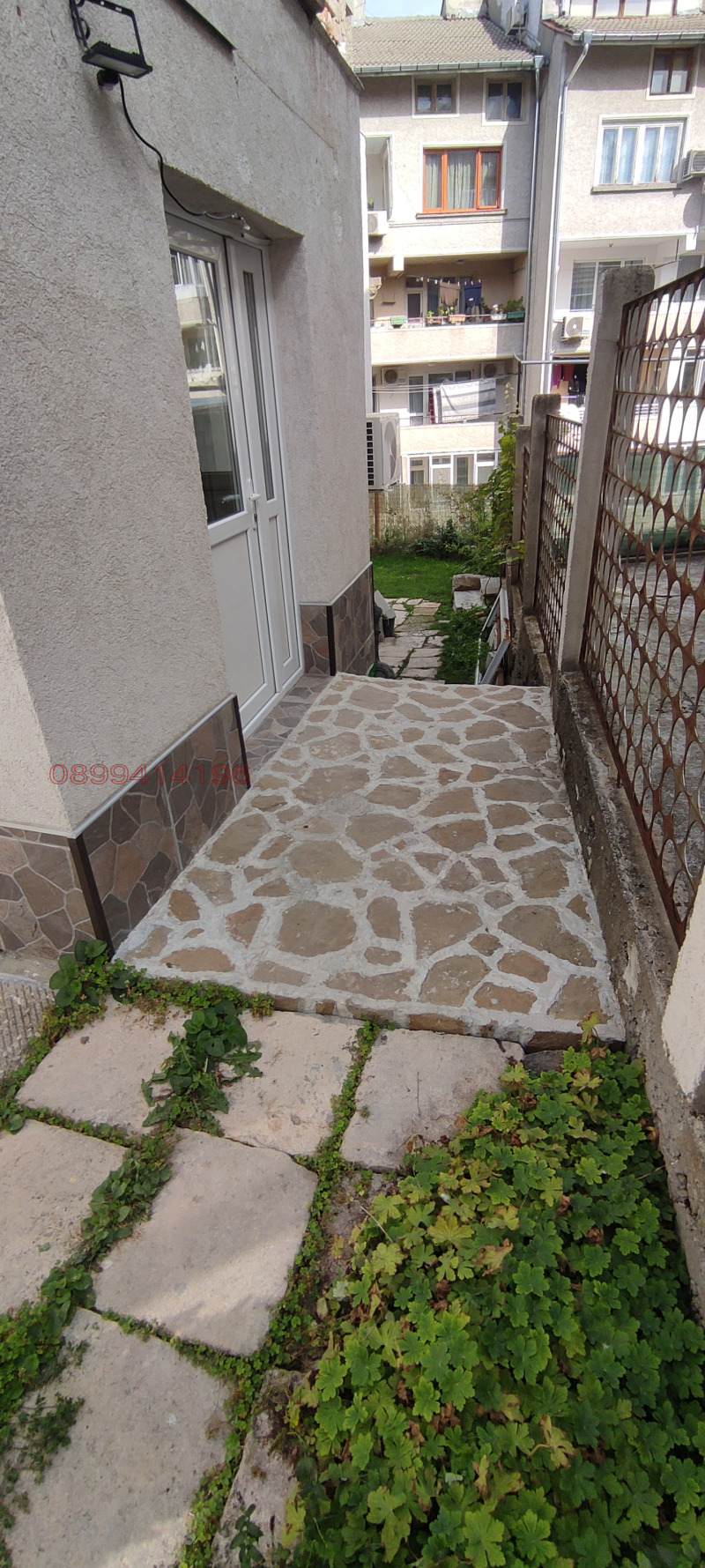 Продава ЕТАЖ ОТ КЪЩА, гр. Шумен, Пожарната, снимка 3 - Етаж от къща - 52778971