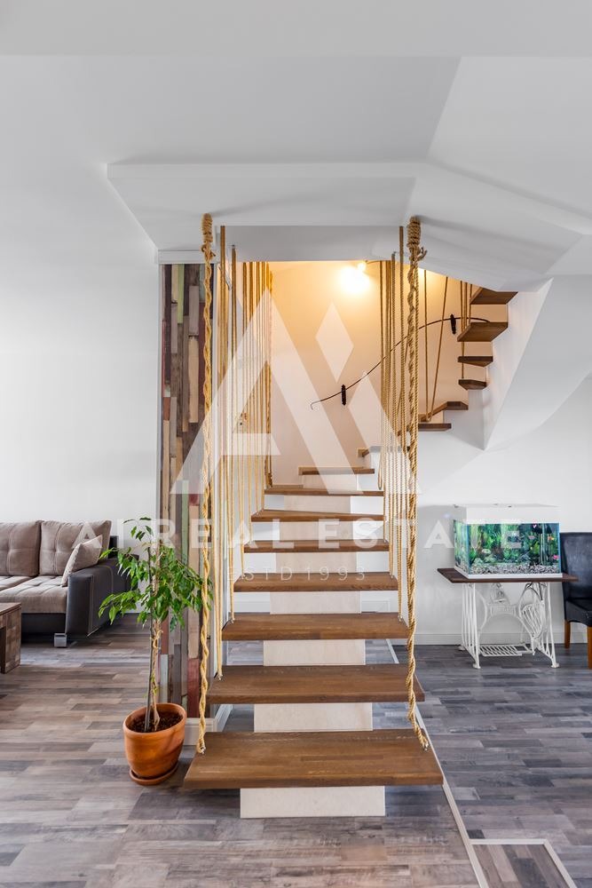 In vendita  Casa Pleven , 9-ti kvartal , 405 mq | 84577735 - Immagine [9]