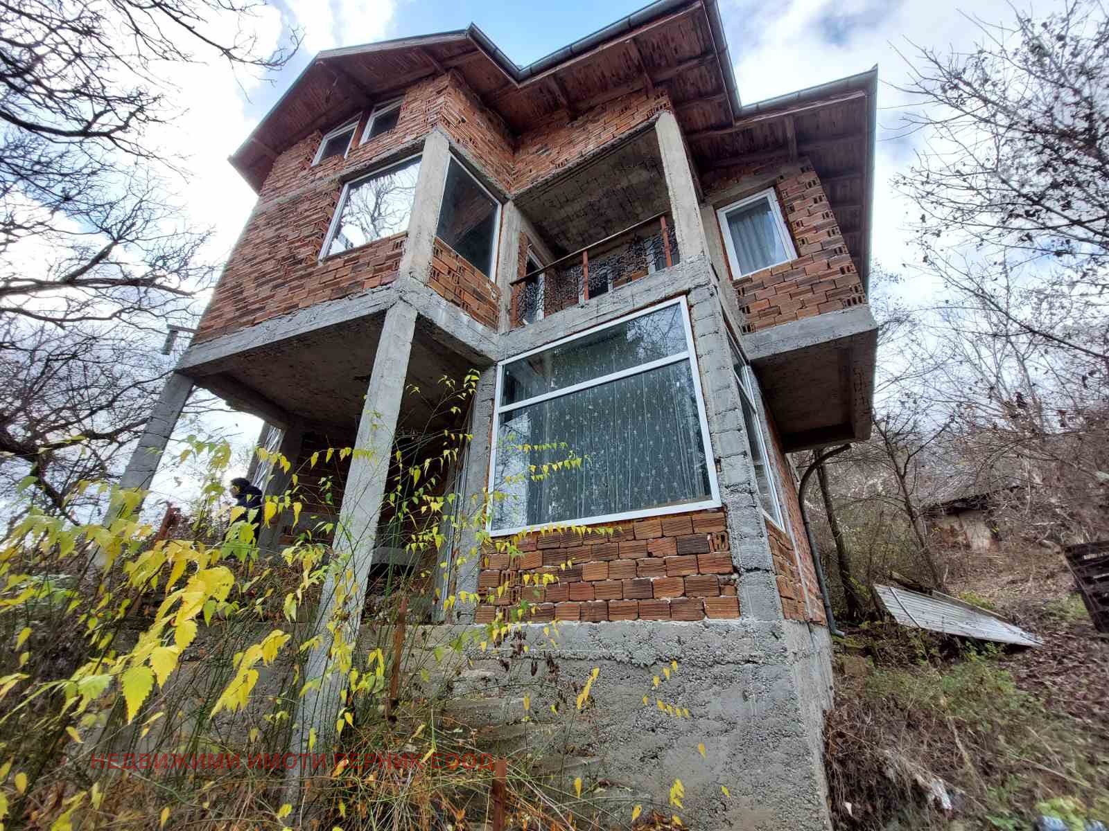 Продава КЪЩА, с. Радибош, област Перник, снимка 3 - Къщи - 54128881