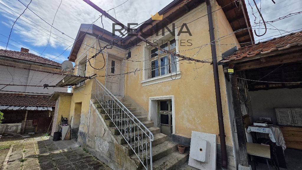Продава КЪЩА, с. Старо Железаре, област Пловдив, снимка 2 - Къщи - 54290241