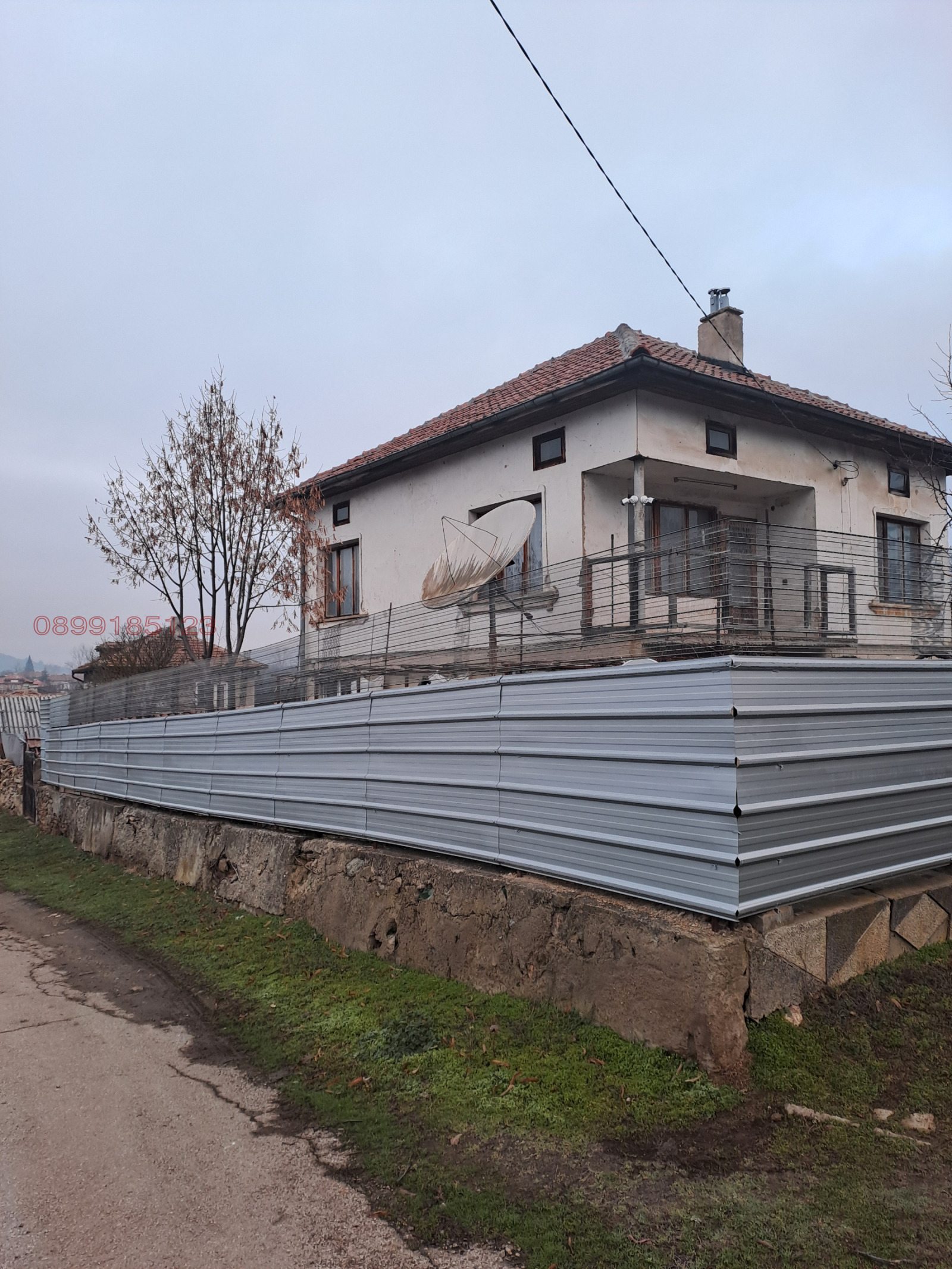 Продава КЪЩА, с. Долно Камарци, област София област
