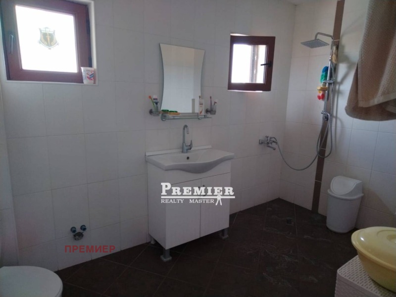 Te koop  Huis regio Boergas , Bata , 155 m² | 77586367 - afbeelding [7]