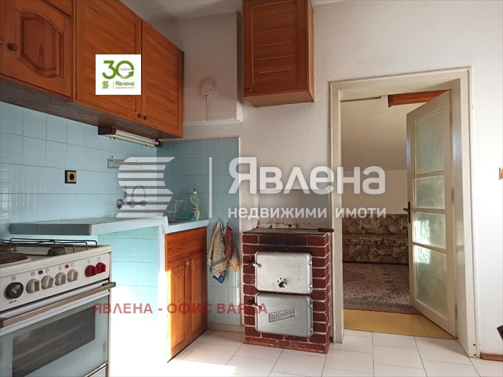 Продава ЕТАЖ ОТ КЪЩА, гр. Тетевен, област Ловеч, снимка 13 - Етаж от къща - 48420472