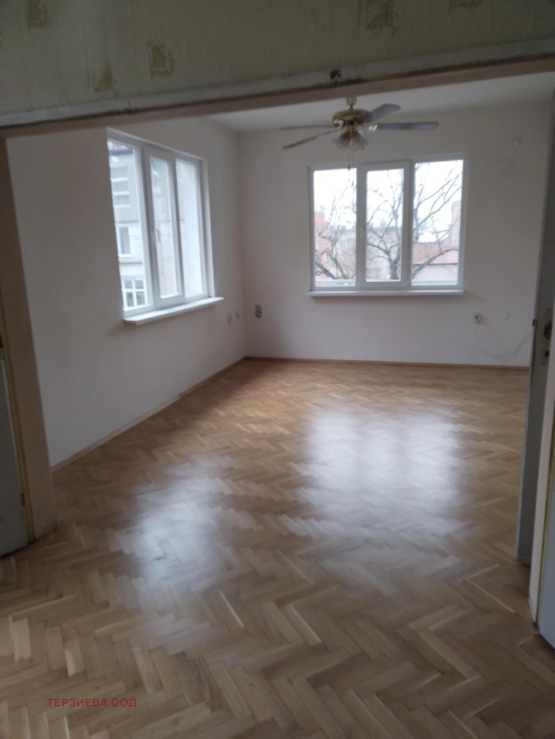 Продава ЕТАЖ ОТ КЪЩА, гр. Стара Загора, Аязмото, снимка 5 - Етаж от къща - 53413420