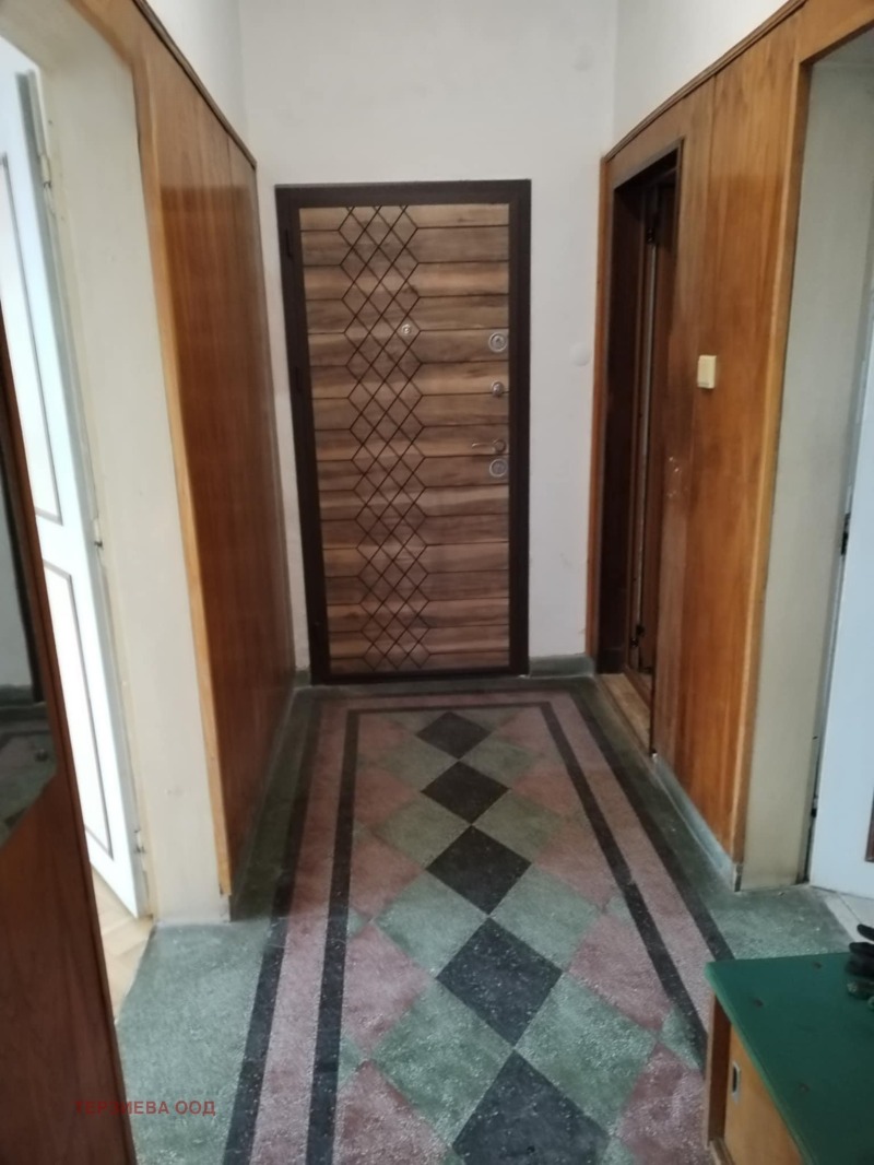 Продава ЕТАЖ ОТ КЪЩА, гр. Стара Загора, Аязмото, снимка 10 - Етаж от къща - 53413420