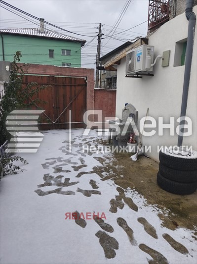 Продава ЕТАЖ ОТ КЪЩА, гр. Божурище, област София област, снимка 15 - Етаж от къща - 54460595