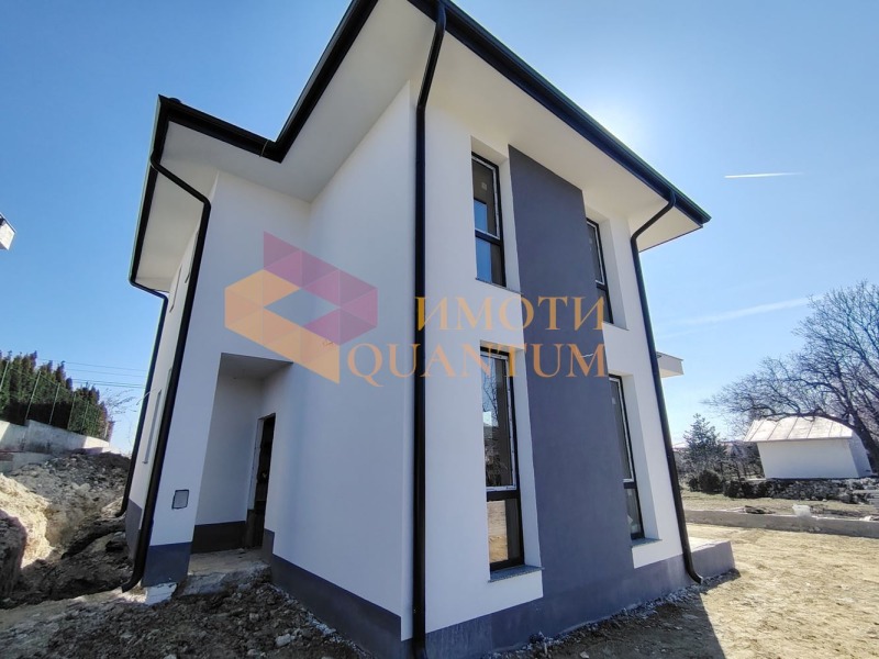 Продава КЪЩА, гр. Варна, м-т Горна Трака, снимка 3 - Къщи - 49451218