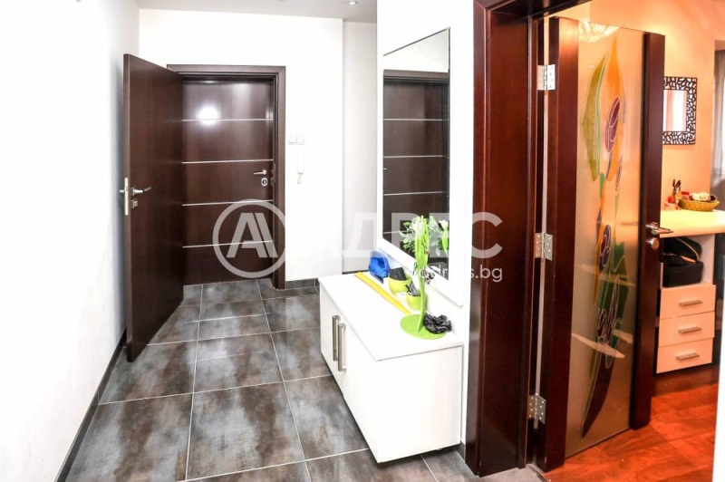 Продава 3-СТАЕН, гр. София, Зона Б-5, снимка 14 - Апартаменти - 53243002