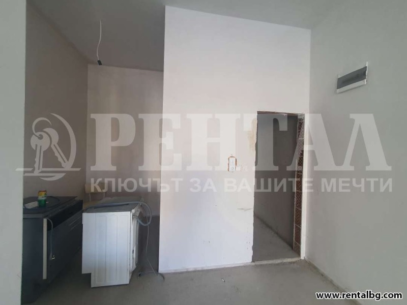 Продава МАГАЗИН, гр. Пловдив, Кючук Париж, снимка 4 - Магазини - 52468570