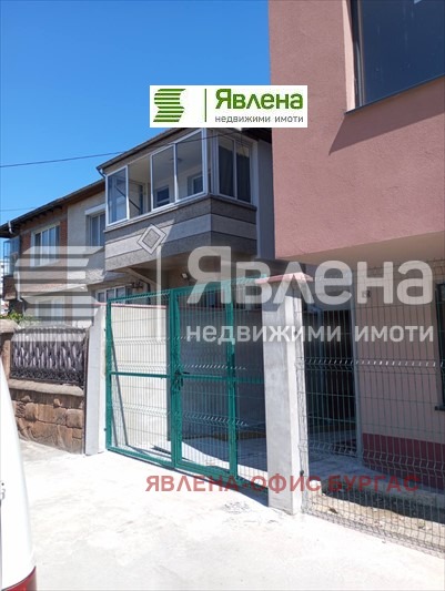 Продава 3-СТАЕН, гр. Бургас, област Бургас, снимка 2 - Aпартаменти - 48301472