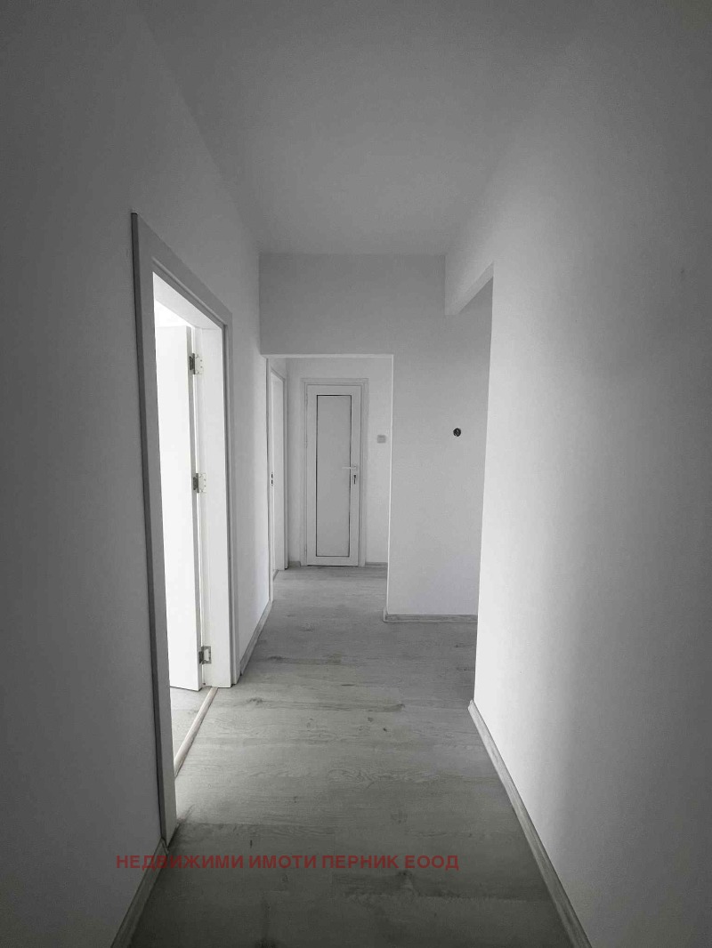 En venta  2 dormitorios región Pernik , Radomir , 92 metros cuadrados | 69507941 - imagen [10]