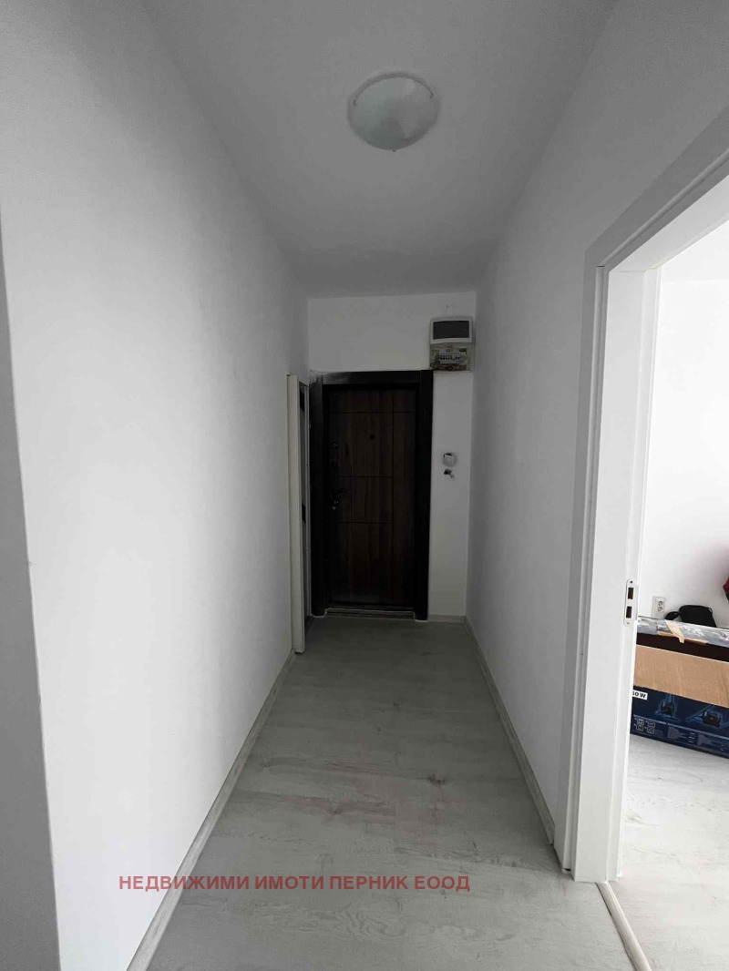 En venta  2 dormitorios región Pernik , Radomir , 92 metros cuadrados | 69507941 - imagen [13]