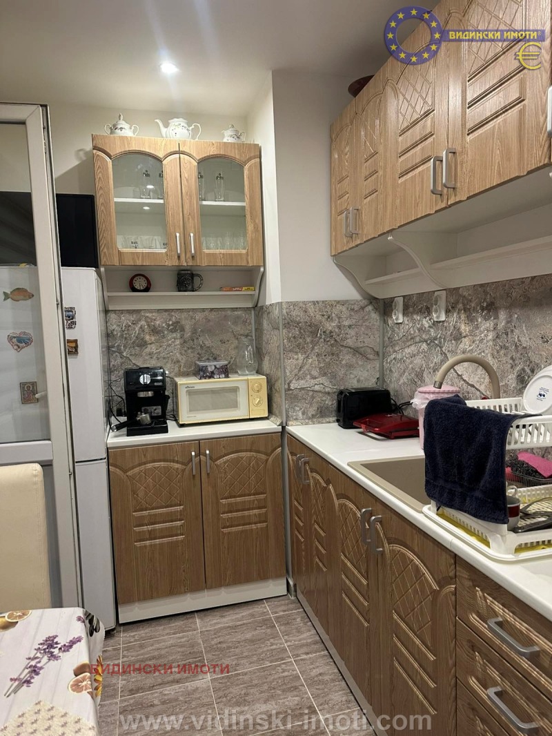 Продава 3-СТАЕН, гр. Видин, Крум Бъчваров, снимка 2 - Апартаменти - 53412265