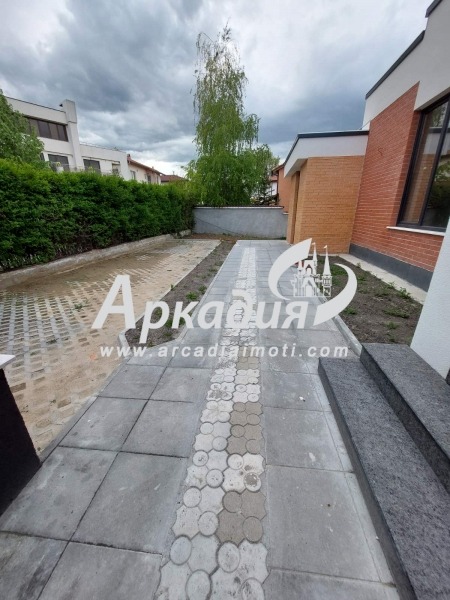 Продава  Къща област Пловдив , с. Белащица , 210 кв.м | 28727442 - изображение [10]