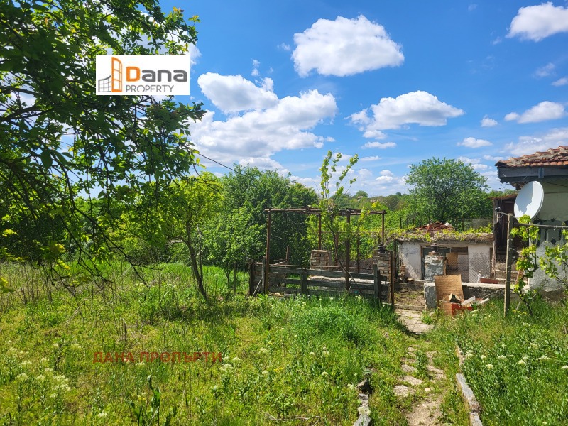 Till salu  Hus region Varna , Nikolaevka , 59 kvm | 48647330 - bild [2]