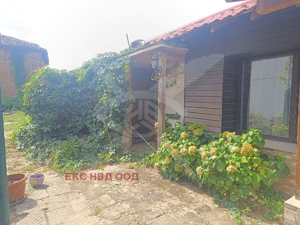 Продава КЪЩА, гр. Калофер, област Пловдив, снимка 2 - Къщи - 52137481