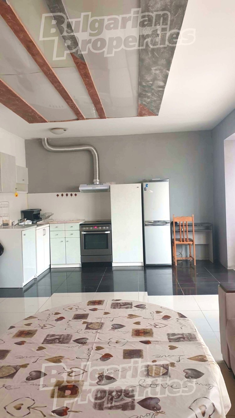 Продава БИЗНЕС ИМОТ, гр. Варна, Младост 1