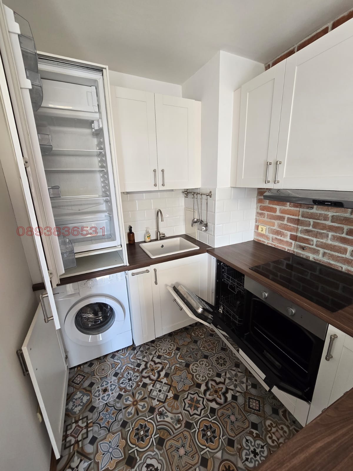 Продава 2-СТАЕН, гр. София, Център, снимка 4 - Апартаменти - 54230183