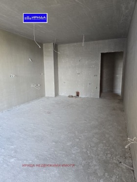 Продава  3-стаен, град София