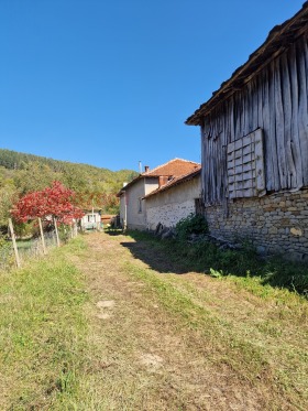 Casa Aprilți, regiunea Lovech 5