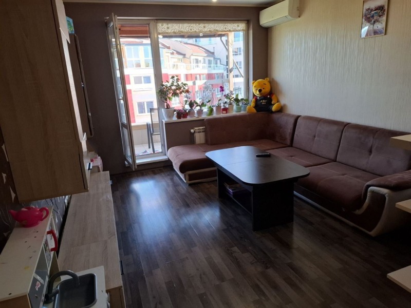 De vânzare  1 dormitor Sofia , Mladost 4 , 72 mp | 53324973