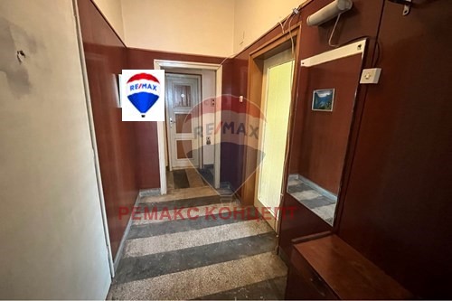 Продава 3-СТАЕН, гр. Шумен, Добруджански, снимка 3 - Aпартаменти - 47186657