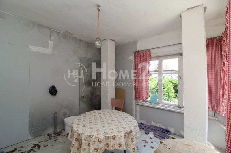 Продава  Къща област Пловдив , гр. Перущица , 152 кв.м | 61554619 - изображение [4]