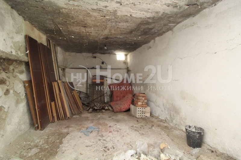 Продава  Къща област Пловдив , гр. Перущица , 152 кв.м | 61554619 - изображение [17]