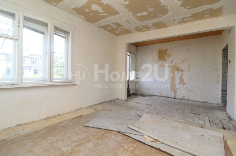Продава  Къща област Пловдив , гр. Перущица , 152 кв.м | 61554619 - изображение [13]