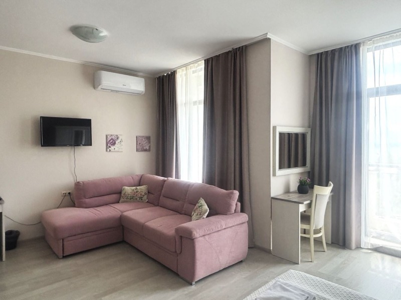 En venta  Hotel región Dóbrich , Balchik , 4308 metros cuadrados | 29745384 - imagen [5]