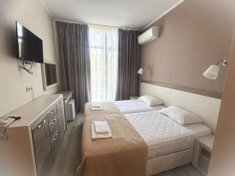 En venta  Hotel región Dóbrich , Balchik , 4308 metros cuadrados | 29745384 - imagen [11]