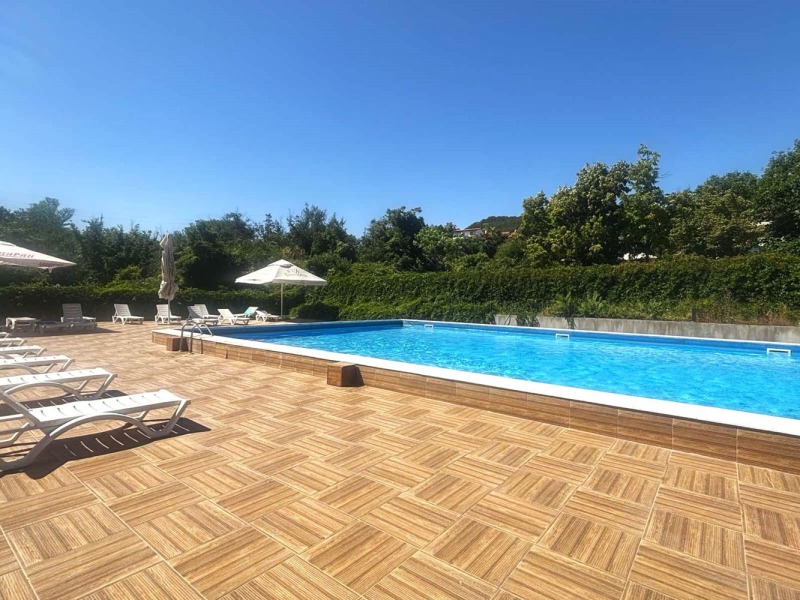 En venta  Hotel región Dóbrich , Balchik , 4308 metros cuadrados | 29745384 - imagen [3]