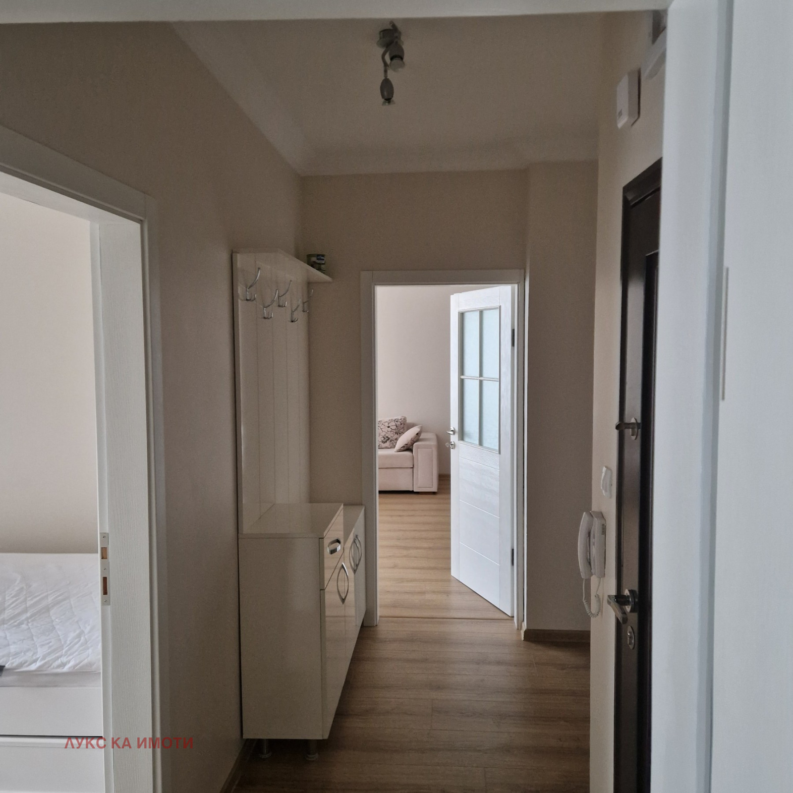 Продава 3-СТАЕН, гр. Кърджали, Център, снимка 6 - Апартаменти - 54557786