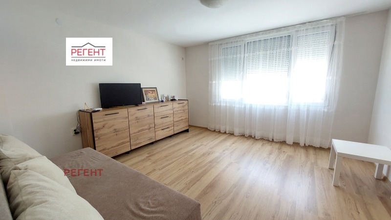 Myytävänä  Studio Gabrovo , Mladost , 41 neliömetriä | 79193566