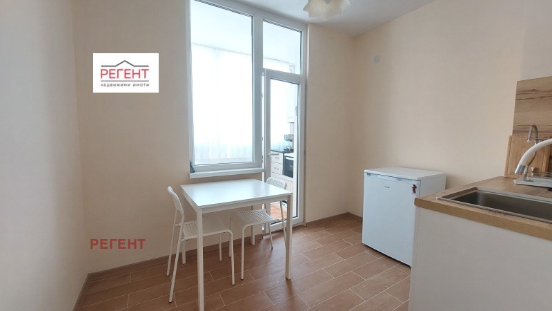 Myytävänä  Studio Gabrovo , Mladost , 41 neliömetriä | 79193566 - kuva [4]