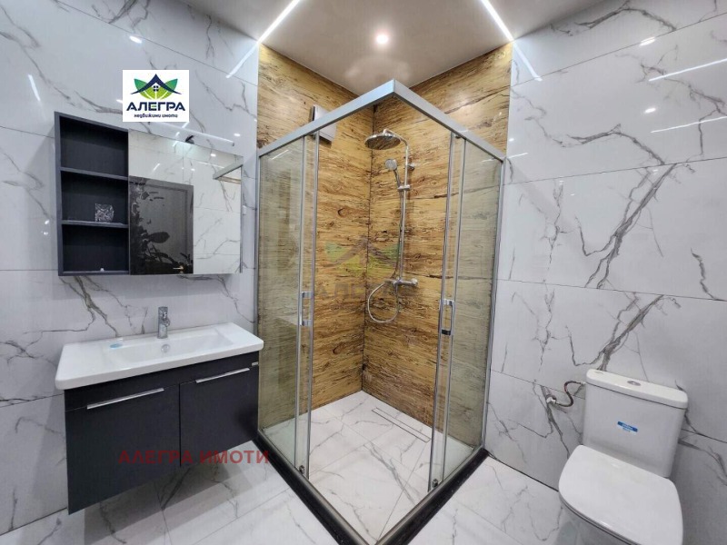 Продава  2-стаен град Пазарджик , Идеален център , 64 кв.м | 23302711 - изображение [8]