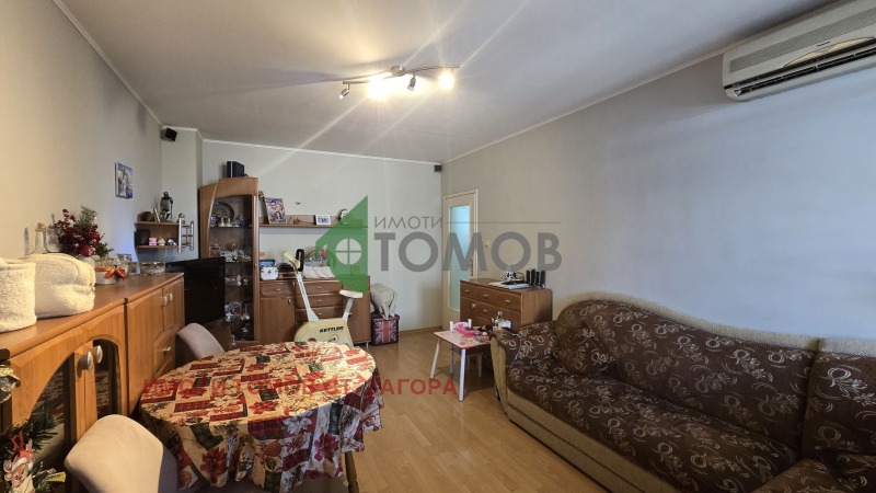 Продава 3-СТАЕН, гр. Стара Загора, Център, снимка 2 - Апартаменти - 53070062