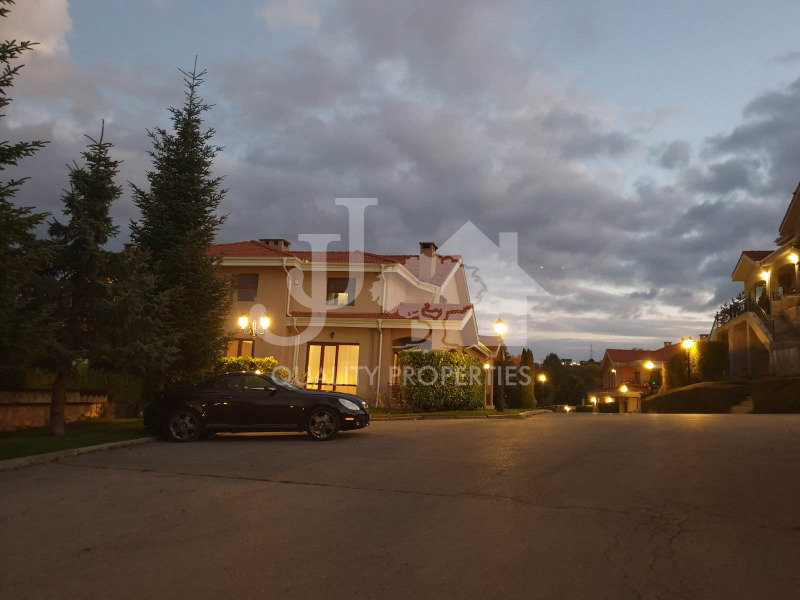 De vânzare  Casa Sofia , Bistrița , 320 mp | 19039238 - imagine [8]