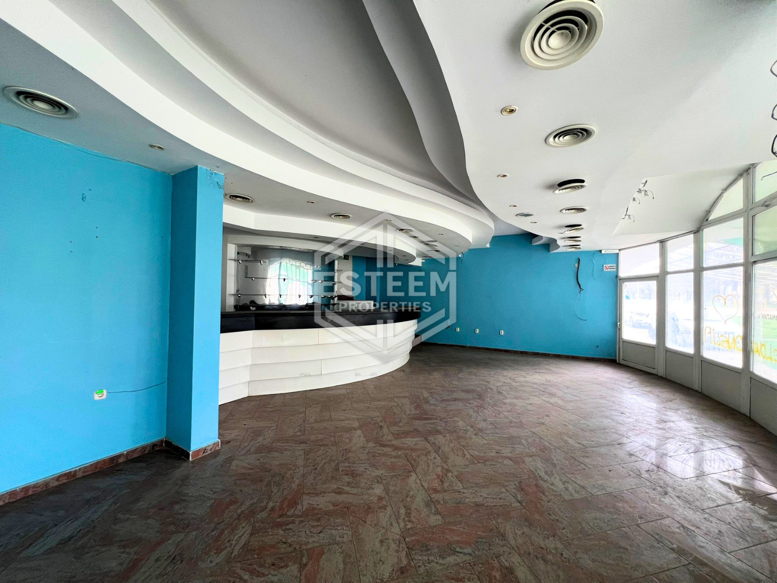 Продава ЗАВЕДЕНИЕ, гр. Русе, Родина 3