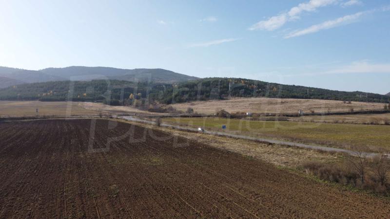 Продава ПАРЦЕЛ | Imot.bg — изображение 9