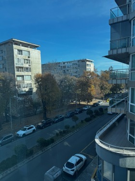 Kantoor Lazur, Burgas 7