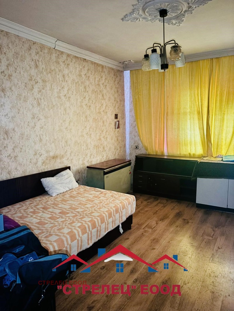À venda  2 quartos Dobritch , Centar , 93 m² | 33121273