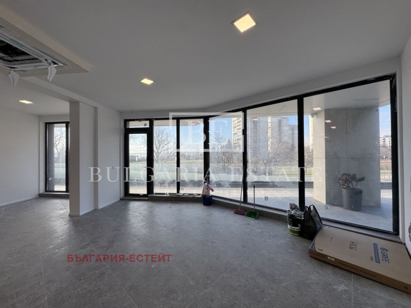 Продава МАГАЗИН, гр. Варна, Бриз, снимка 3 - Магазини - 53255350