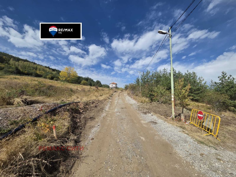 Продава ПАРЦЕЛ, град София, с. Бистрица • 899999 € / 1760245.04 лв. • 62866799 1