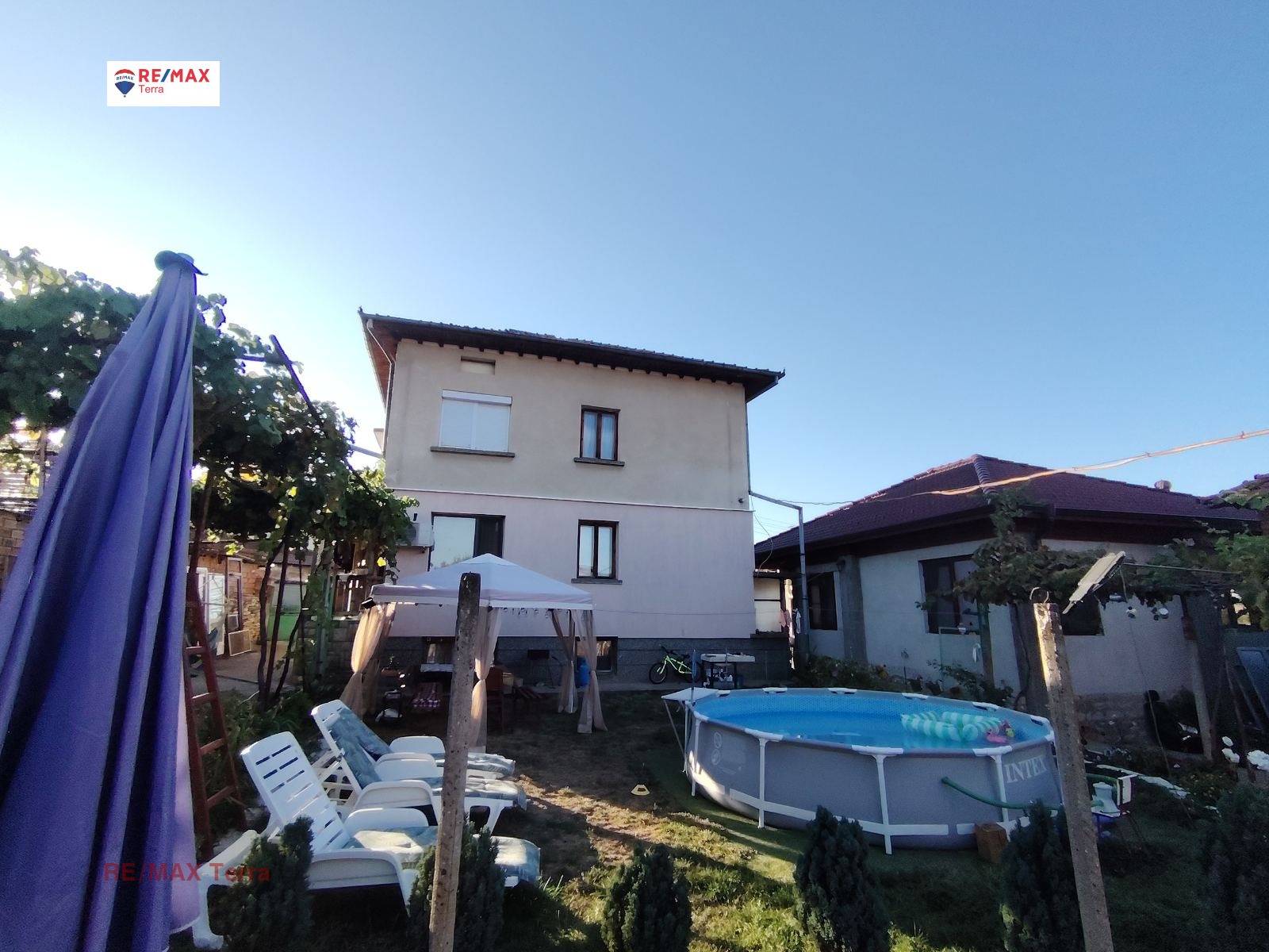Продава ЕТАЖ ОТ КЪЩА, гр. Луковит, област Ловеч, снимка 15 - Етаж от къща - 53964437