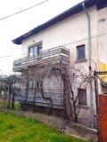 Продава КЪЩА, с. Крайници, област Кюстендил, снимка 2