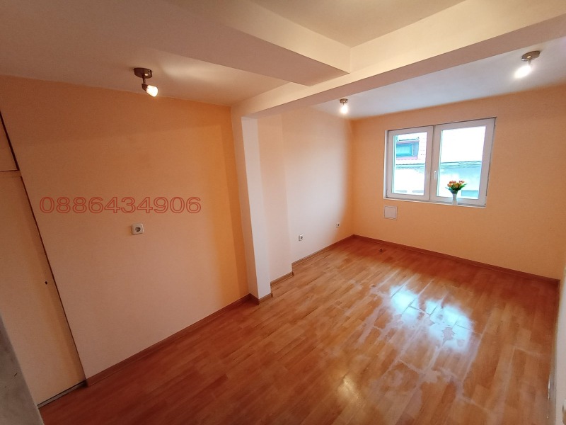 Продава АТЕЛИЕ, ТАВАН, гр. София, Център, снимка 8 - Апартаменти - 53291390