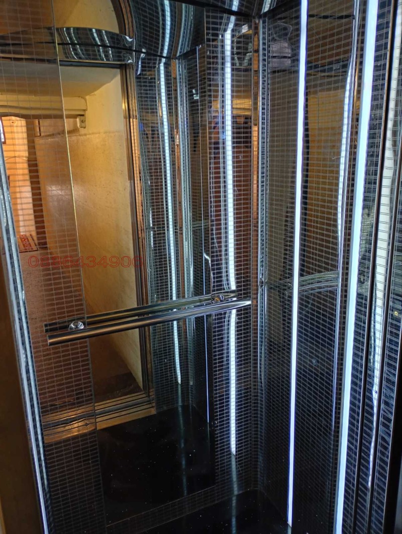 Продава АТЕЛИЕ, ТАВАН, гр. София, Център, снимка 4 - Апартаменти - 53291390