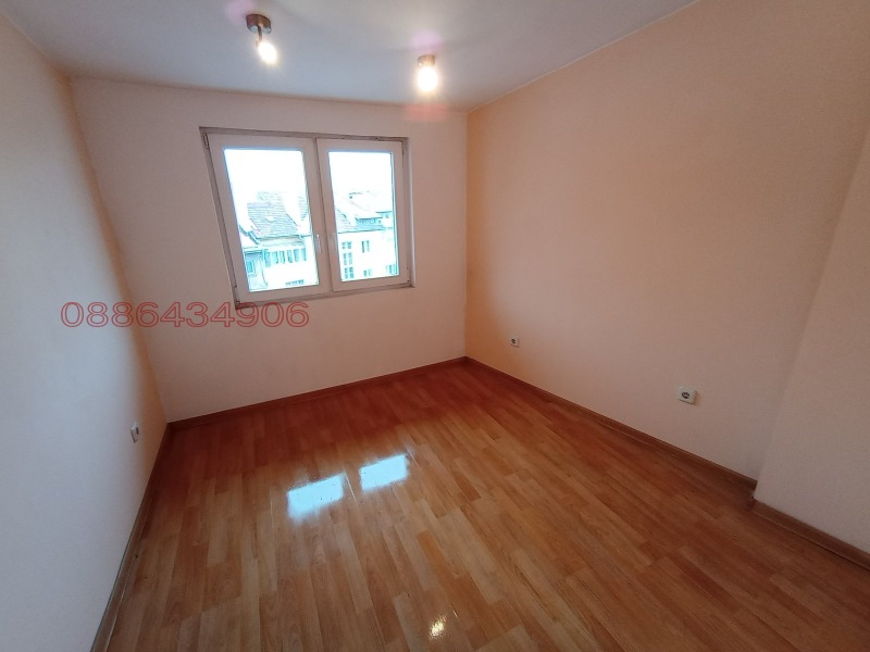 Продава АТЕЛИЕ, ТАВАН, гр. София, Център, снимка 9 - Апартаменти - 53291390