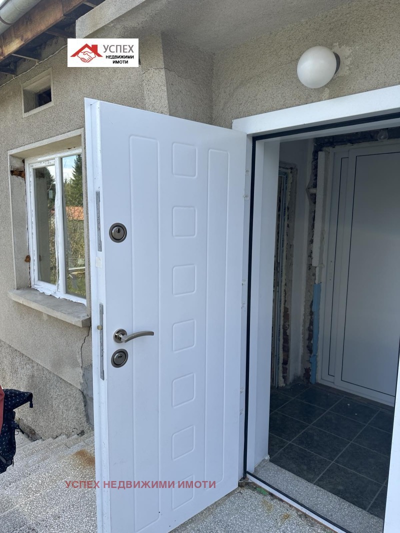 Продава ВИЛА, с. Долни Окол, област София област, снимка 5 - Вили - 52381079